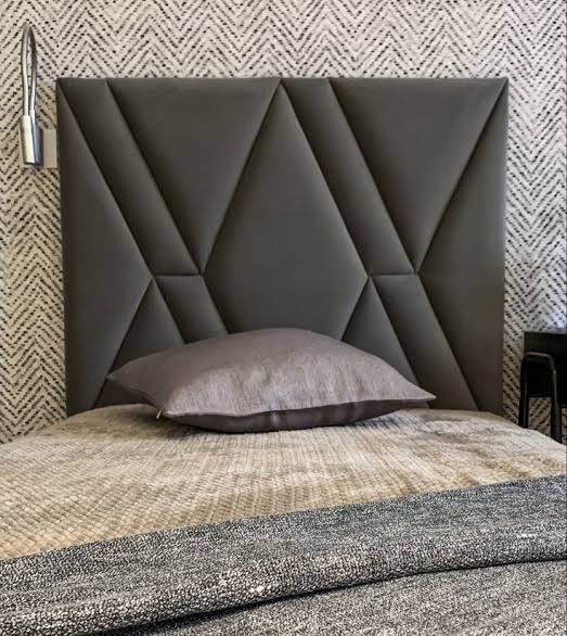 Full Cushion Luxary Bed